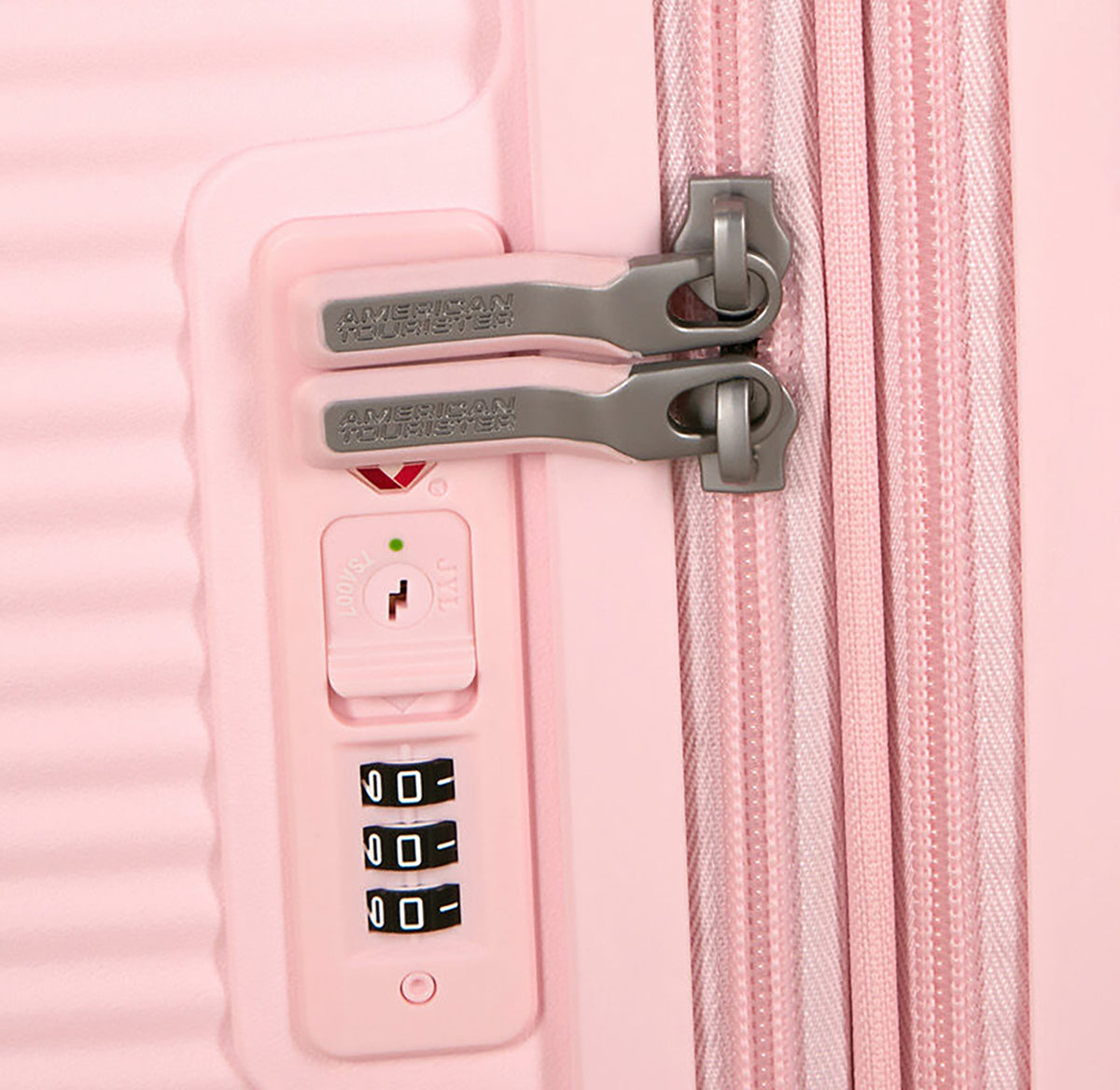 American Tourister Středně velký kufr SoundBox 67cm Pastel Pink