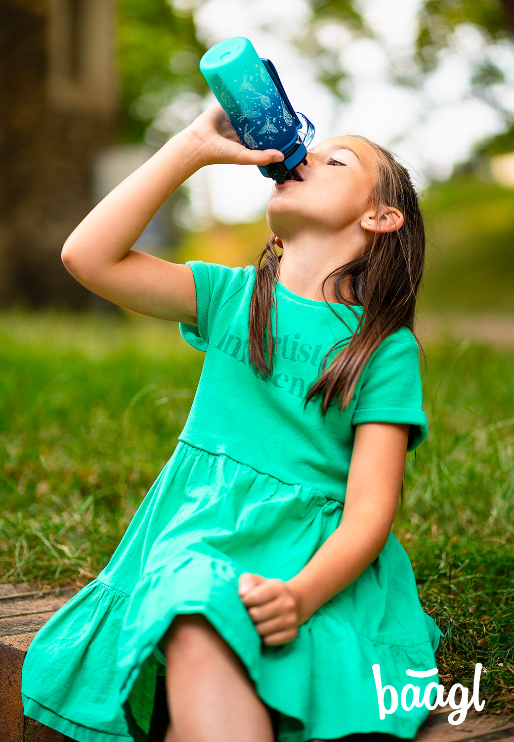 Tritanová láhev na pití Gradient Motýl, 350 ml