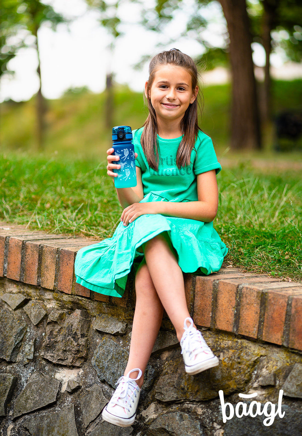 Tritanová láhev na pití Gradient Motýl, 350 ml