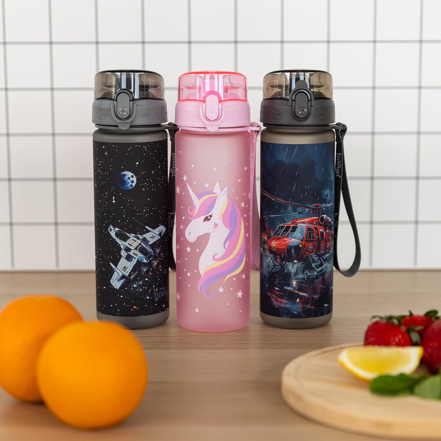 Tritanová láhev na pití Pixel Space, 500 ml