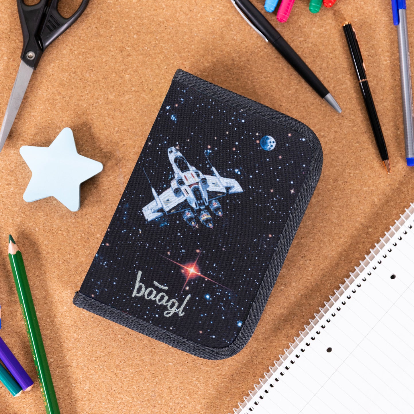 Školní penál jednopatrový Pixel Space