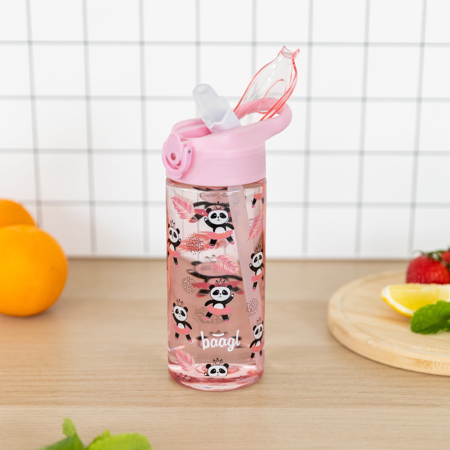 Tritanová láhev na pití s brčkem Panda, 500 ml