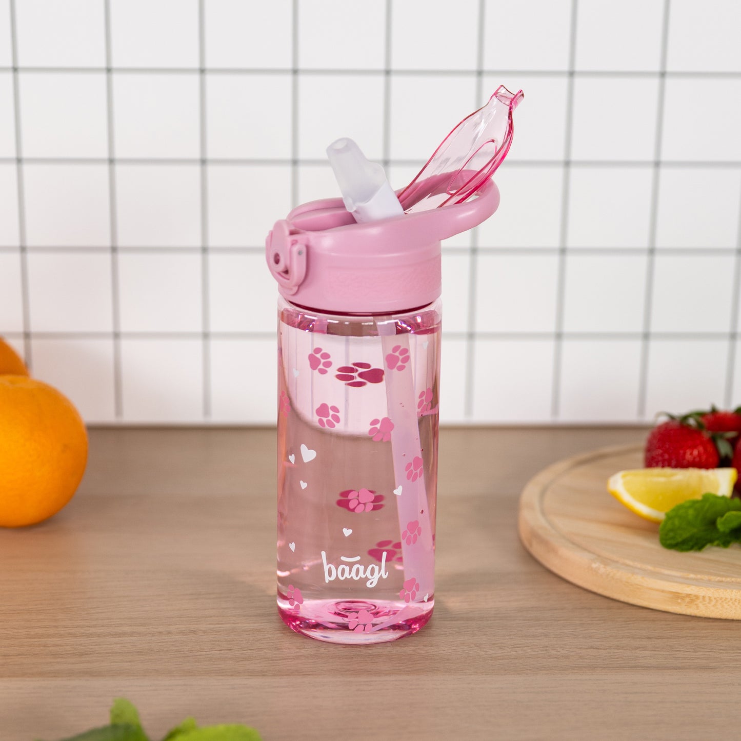 Tritanová láhev na pití s brčkem Tlapky, 500 ml