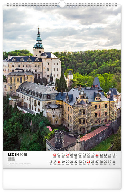 Nástěnný kalendář Hrady a zámky 2026, 33 x 46 cm