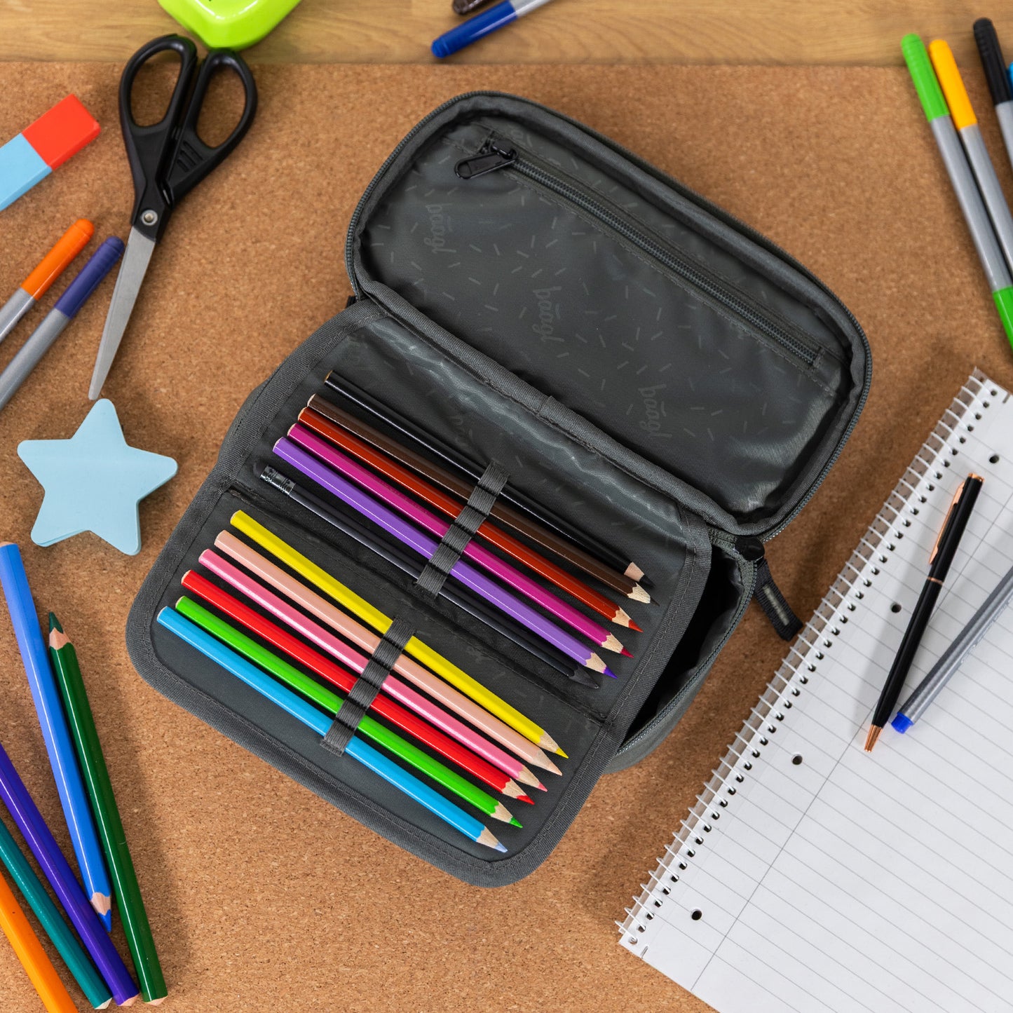 Školní penál etue Grove