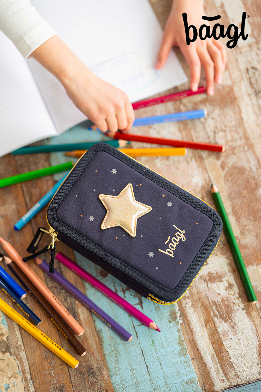 Školní penál třípatrový Unicorn Gold