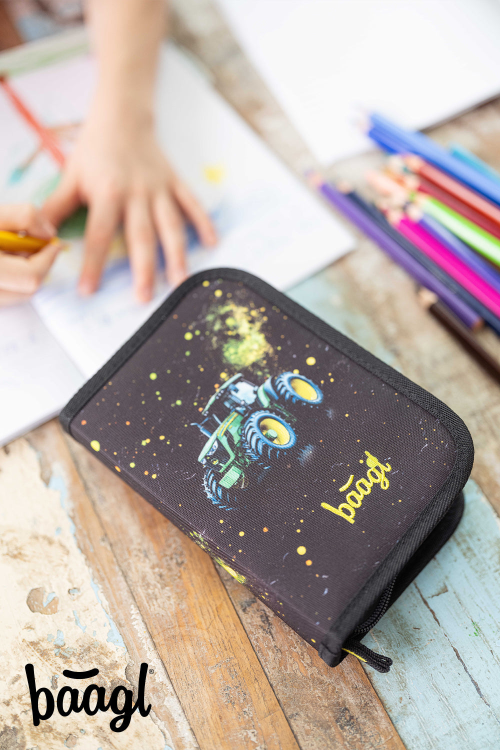 Školní penál jednopatrový Traktor